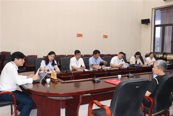 Chủ tịch UBND xã Thái Tân tiếp công dân định kỳ, chỉ đạo giải quyết dứt điểm kiến nghị của người dân