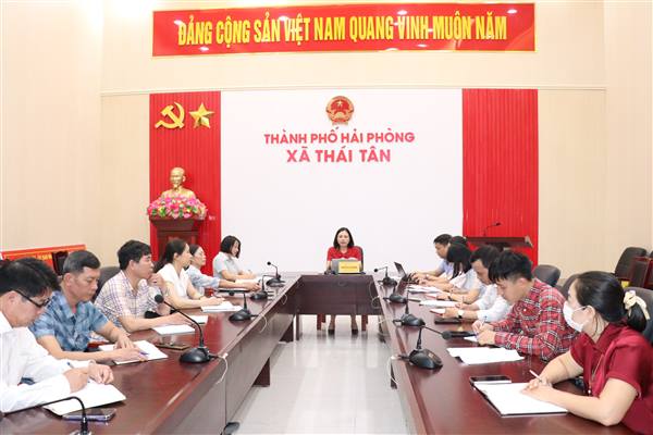 Đồng chí Bí thư Đảng uỷ xã Thái Tân làm việc với Uỷ ban MTTQ xã: Nâng cao hiệu quả hoạt động, phát huy vai trò nòng cốt trong hệ thống chính trị