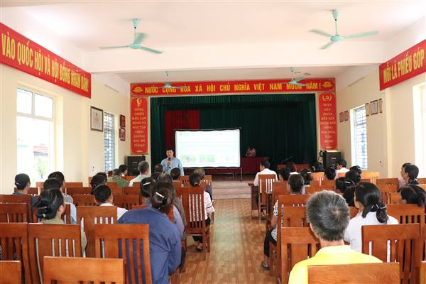 Thái Tân tập huấn kỹ thuật canh tác lúa thích ứng với biến đổi khí hậu, giảm phát thải trong sản xuất nông nghiệp