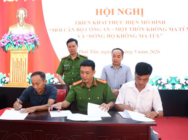 Công an xã Thái Tân triển khai mô hình "Mỗi cán bộ công an - một thôn không ma tuý" và "dòng họ không ma tuý"