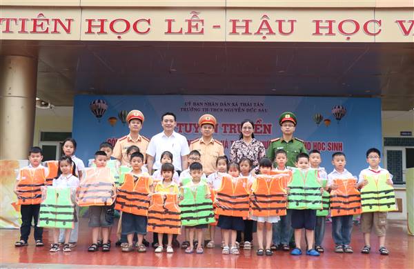 Trường TH-THCS Nguyễn Đức Sáu tuyên truyền phòng chống đuối nước và tai nạn thương tích cho học sinh