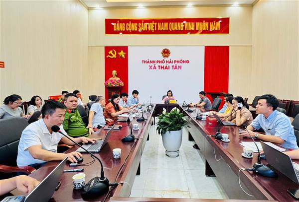 Xã Thái Tân tham dự trực tuyến Phiên họp chuyên đề của Ban Chỉ đạo Chính phủ về phát triển khoa học, công nghệ, đổi mới sáng tạo, chuyển đổi số và Đề án 06