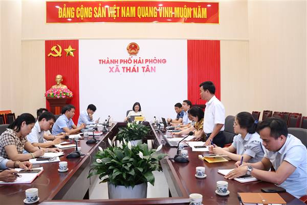 Thường trực Đảng uỷ xã Thái Tân làm việc với phòng Kinh tế: Nâng cao chất lượng tham mưu phát triển kinh tế - xã hội.