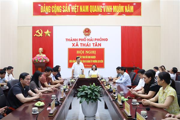 Phường Lưu Kiếm và xã Thái Tân học tập, trao đổi kinh nghiệm
