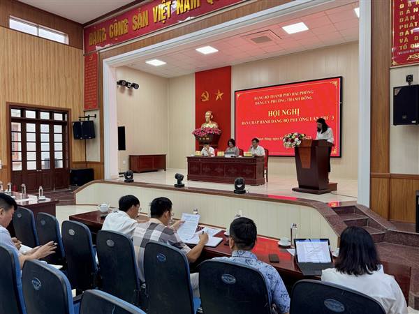 HỘI NGHỊ BCH ĐẢNG BỘ PHƯỜNG THÀNH ĐÔNG LẦN THỨ BA