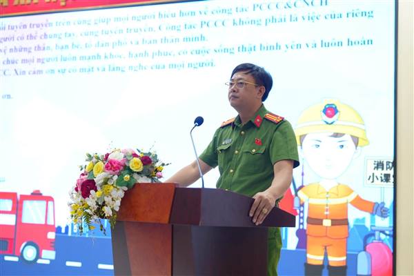 Phường Thành Đông tập huấn, thực hành kỹ năng phòng cháy chữa cháy và cứu nạn cứu hộ cho lực lượng tại cơ sở