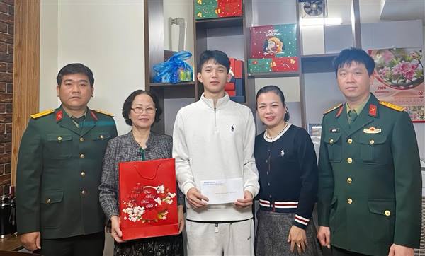 Phường Thành Đông: Những tấm gương thanh niên tình nguyện nhập ngũ