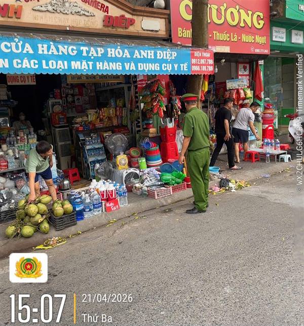 Ra quân đồng bộ, trả lại vỉa hè thông thoáng tại phường Thành Đông