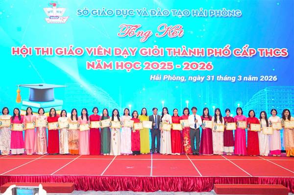 13 Thầy, Cô giáo phường Thành Đông được công nhận Giáo viên dạy giỏi cấp Thành phố