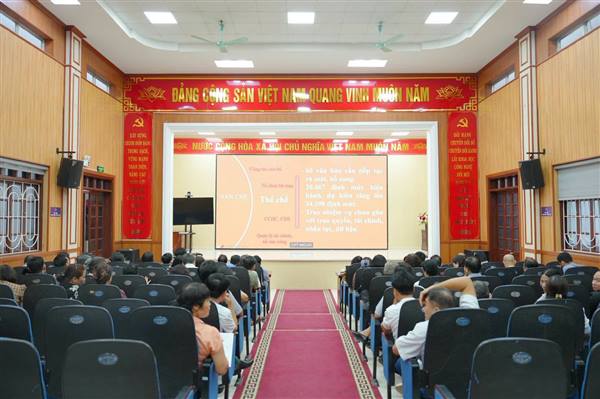 Phường Thành Đông tham dự hội nghị toàn quốc sơ kết 1 năm vận hành mô hình tổ chức tổng thể của hệ thống chính trị và mô hình chính quyền 3 cấp