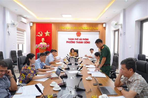 Ban Tổ chức diễn tập chiến đấu phòng thủ phường Thành Đông họp triển khai công tác chuẩn bị diễn tập năm 2026