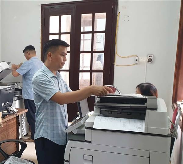 Thành Đông đẩy mạnh số hóa hồ sơ đảng viên, hướng tới dữ liệu “Đúng - Đủ - Sạch - Sống - Thống nhất - Dùng chung”