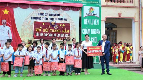 Công ty Ontekco trao quà Trung thu cho trẻ em có hoàn cảnh khó khăn