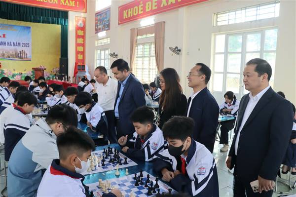 Giải vô địch cờ vua thiếu niên, nhi đồng xã Thanh Hà: Màn so tài kịch tính