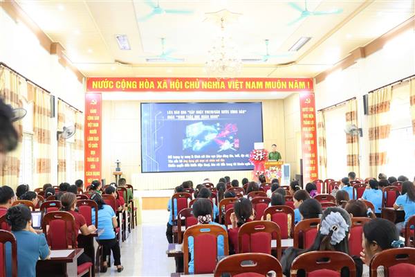 Thanh Hà phát huy hiệu quả Tổ Công nghệ số cộng đồng gắn với triển khai Đề án 06 tại cơ sở