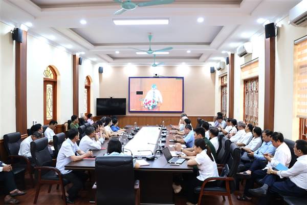 Phổ biến, quán triệt và triển khai thực hiện các văn kiện, nghị quyết về công tác kiểm tra, giám sát, kỷ luật của Đảng