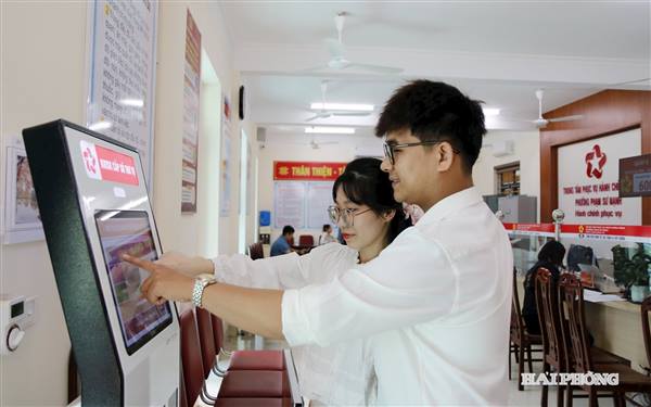 8 Nghị quyết về đơn giản hóa thủ tục hành chính, điều kiện kinh doanh