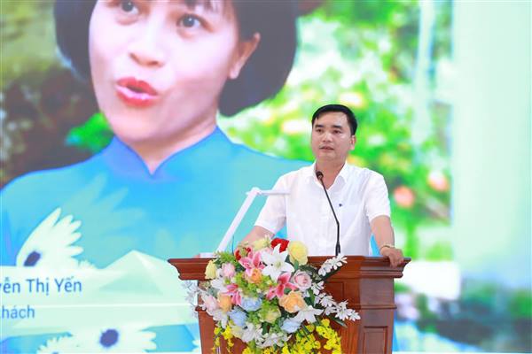 Tọa đàm xây dựng chương trình du lịch trải nghiệm “Mùa quả chín xứ Đông” 