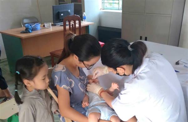 Thanh Hà: 1.188 trẻ được bổ sung Vitamin A, đạt 100% kế hoạch.