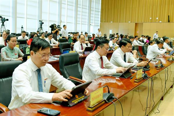 Thông qua chính sách hỗ trợ người hoạt động không chuyên trách tại thôn, tổ dân phố nghỉ việc sau sắp xếp