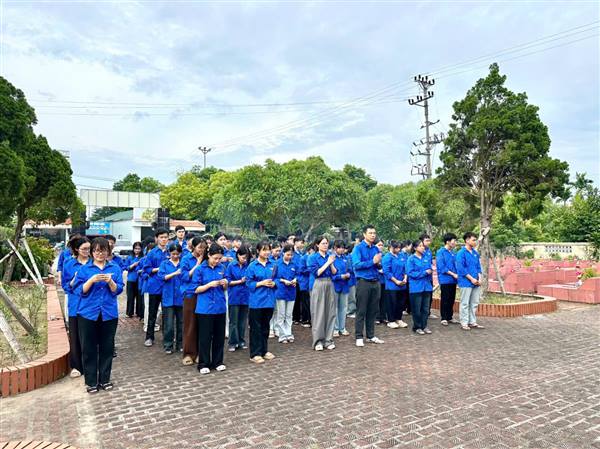 Tuổi trẻ Thanh Hà ra quân tuần lễ "Đền ơn đáp nghĩa".