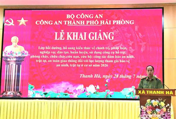 Công an thành phố Hải Phòng khai giảng lớp bồi dưỡng nghiệp vụ cho lực lượng tham gia bảo vệ an ninh, trật tự ở cơ sở tại xã Thanh Hà 