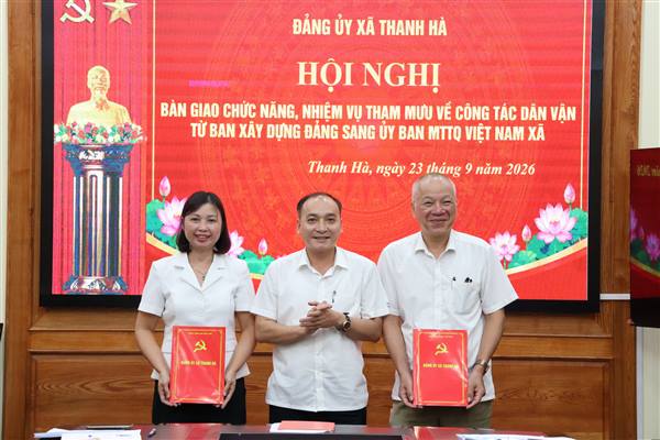 Thanh Hà bàn giao chức năng, nhiệm vụ tham mưu về công tác dân vận sang Ủy ban MTTQ Việt Nam xã.
