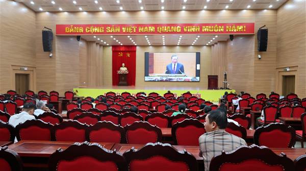 Đảng bộ xã Thanh Miện tham dự hội nghị toàn quốc quán triệt, triển khai thực hiện Nghị quyết hội nghị Trung ương 4 khóa XIV