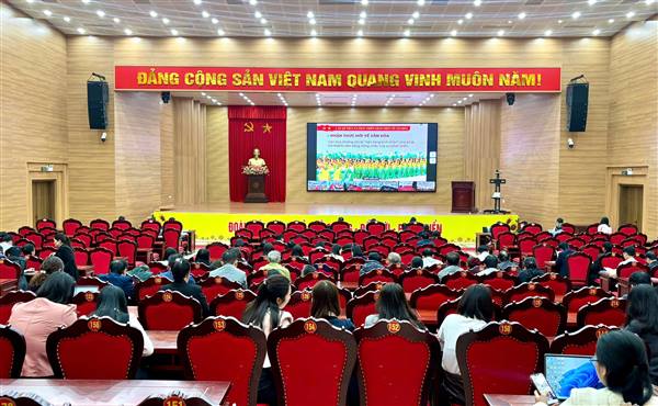 Xã Thanh Miện tham dự hội nghị toàn quốc nghiên cứu, học tập, quán triệt và triển khai thực hiện Nghị quyết số 79-NQ/TW và Nghị quyết số 80-NQ/TW
