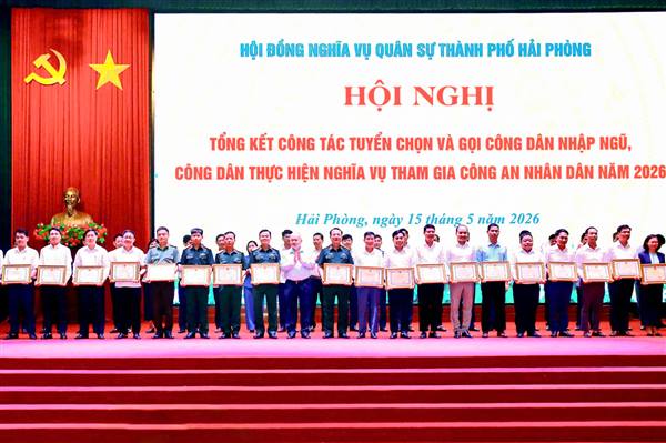 Xã Thanh Miện vinh dự nhận Bằng khen của Chủ tịch UBND thành phố vì thành tích xuất sắc trong công tác tuyển quân năm 2026