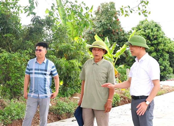 Chủ tịch UBND xã Thanh Miện kiểm tra tiến độ các công trình, dự án trọng điểm trên địa bàn