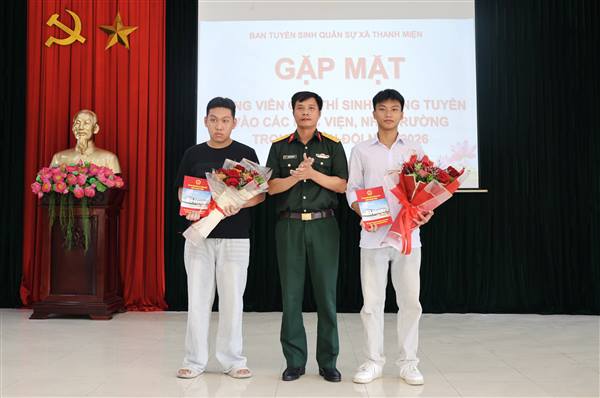 Xã Thanh Miện gặp mặt, động viên thí sinh trúng tuyển các học viện, nhà trường trong quân đội năm 2026