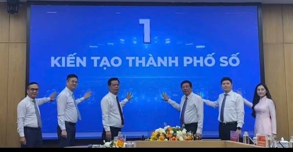 Phát động Cuộc thi “Công dân số Hải Phòng - sử dụng thông minh, sống an toàn” năm 2025 từ ngày 11/10 đến hết ngày 11/11/2025