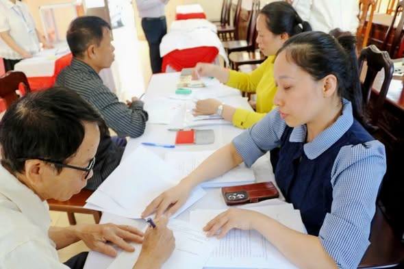 PHƯỜNG THIÊN HƯƠNG TỔ CHỨC HỘI NGHỊ BỐC THĂM NHẬN VỊ TRÍ ĐẤT Ở TÁI ĐỊNH CƯ ĐƯỜNG 359