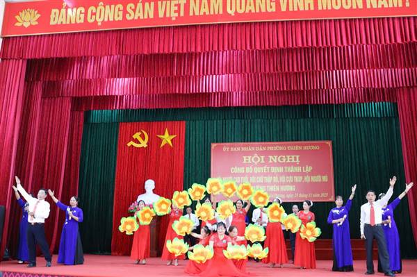 PHƯỜNG THIÊN HƯƠNG CÔNG BỐ QUYẾT ĐỊNH THÀNH LẬP CÁC TỔ CHỨC HỘI TRÊN ĐỊA BÀN