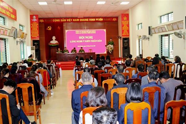 Công an phường Thiên Hương tổ chức hội nghị “lắng nghe ý kiến Nhân dân” trên địa bàn phường Thiên Hương.