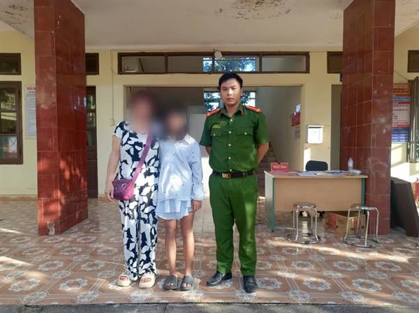 CÔNG AN PHƯỜNG THIÊN HƯƠNG KỊP THỜI GIÚP CHÁU BÉ 12 TUỔI ĐI LẠC VỀ VỚI GIA ĐÌNH 💕