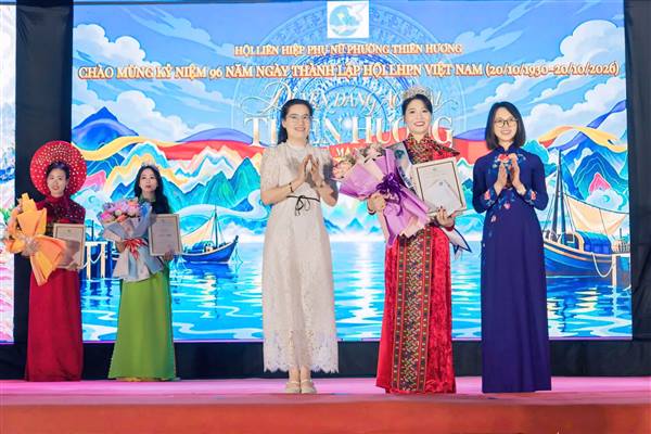 Tôn vinh vẻ đẹp truyền thống của phụ nữ Thiên Hương trong Cuộc thi "Duyên dáng Áo dài"