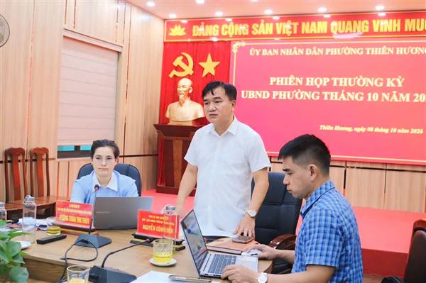 TẬP TRUNG CÁC NHIỆM VỤ PHÁT TRIỂN KINH TẾ - XÃ HỘI NĂM 2026. UBND PHƯỜNG THIÊN HƯƠNG TỔ CHỨC PHIÊN HỌP THƯỜNG KỲ THÁNG 10