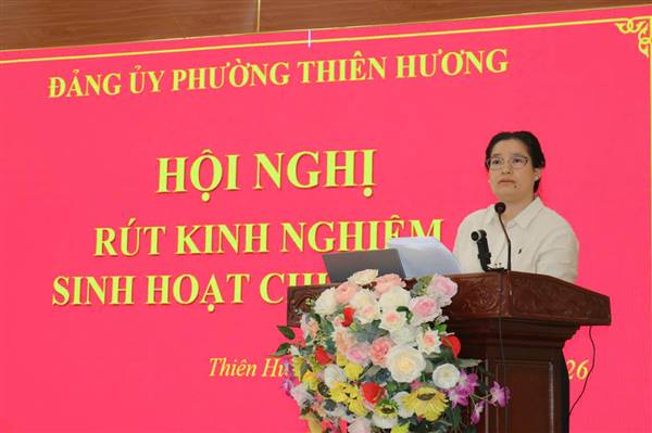 Phường Thiên Hương tổ chức Hội nghị rút kinh nghiệm sinh hoạt chuyên đề về công tác quản lý trật tự xây dựng và xử lý vi phạm đất đai.
