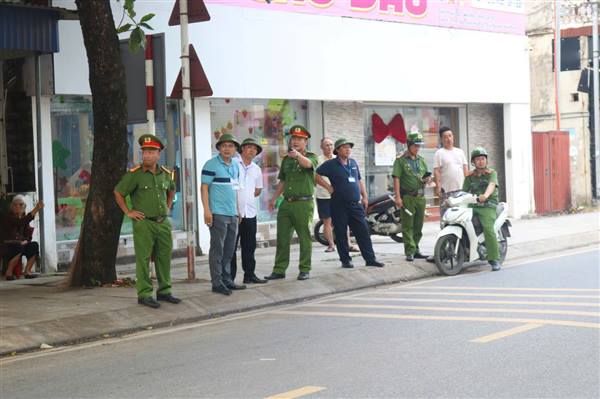 PHƯỜNG THIÊN HƯƠNG: QUYẾT TÂM LẬP LẠI TRẬT TỰ ĐÔ THỊ VÀ AN TOÀN GIAO THÔNG