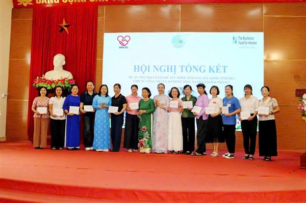 HHCSC Tổng kết dự án hỗ trợ sức khỏe sinh sản cho nữ công nhân xa nhà