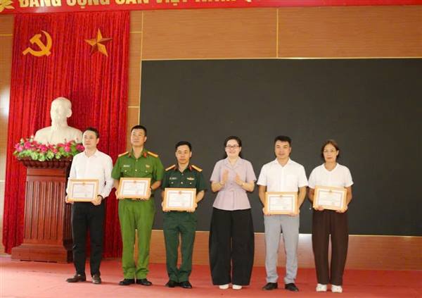 Phường Thiên Hương tổ chức Hội nghị tổng kết thực hiện các Luật về Quốc phòng, An ninh