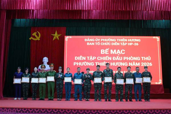 Phường Thiên Hương tổ chức thành công và bế mạc diễn tập chiến đấu phòng thủ năm 2026