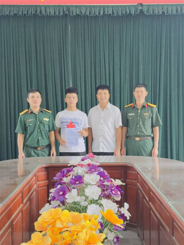 Tinh thần xung kích tuổi trẻ của nam công dân tổ dân phố Kiền Bái
