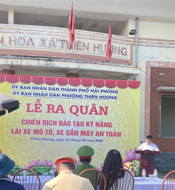 PHƯỜNG THIÊN HƯƠNG TỔ CHỨC LỄ RA QUÂN "CHIẾN DỊCH ĐÀO TẠO KỸ NĂNG LÁI XE MÔ TÔ, XE GẮN MÁY AN TOÀN"