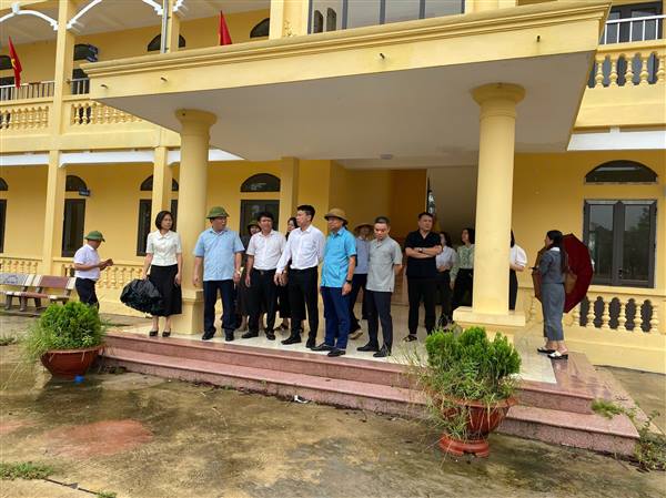 Đoàn giám sát của HĐND thành phố tổ chức giám sát kết quả thực hiện Chương trình Mục tiêu quốc gia xây dựng NTM giai đoạn 2021- 2026 trên địa bàn xã