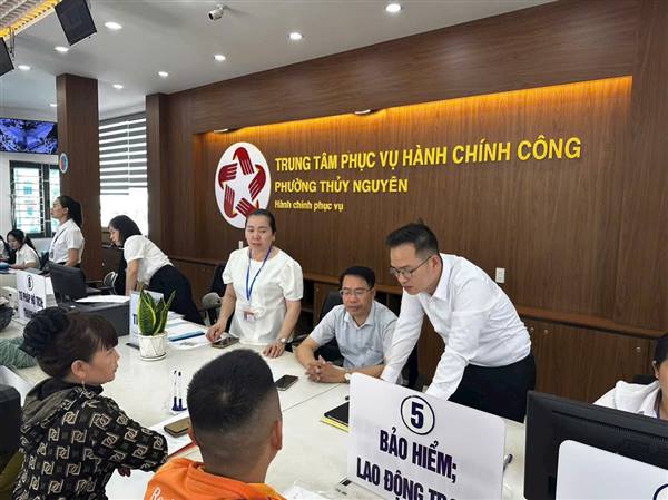 PHƯỜNG THUỶ NGUYÊN “ HÀNH CHÍNH THÔNG MINH - TẬN TÂM PHỤC VỤ