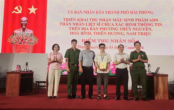 THU NHẬN MẪU ADN THÂN NHÂN LIỆT SĨ CHƯA XÁC ĐỊNH DANH TÍNH CHO THÂN NHÂN CÁC PHƯỜNG HÒA BÌNH, THIÊN HƯƠNG, NAM TRIỆU VÀ THỦY NGUYÊN