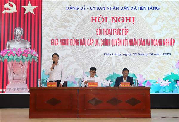 Hội nghị đối thoại trực tiếp giữa người đứng đầu cấp ủy, chính quyền với nhân dân và doanh nghiệp xã Tiên Lãng năm 2025